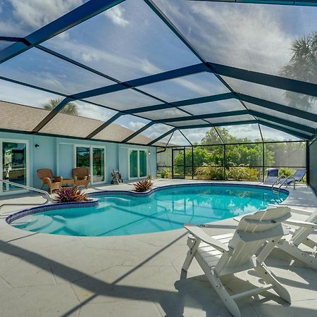 Beachy Cape Coral Home - Swim, Fish, Boat! Exterior photo